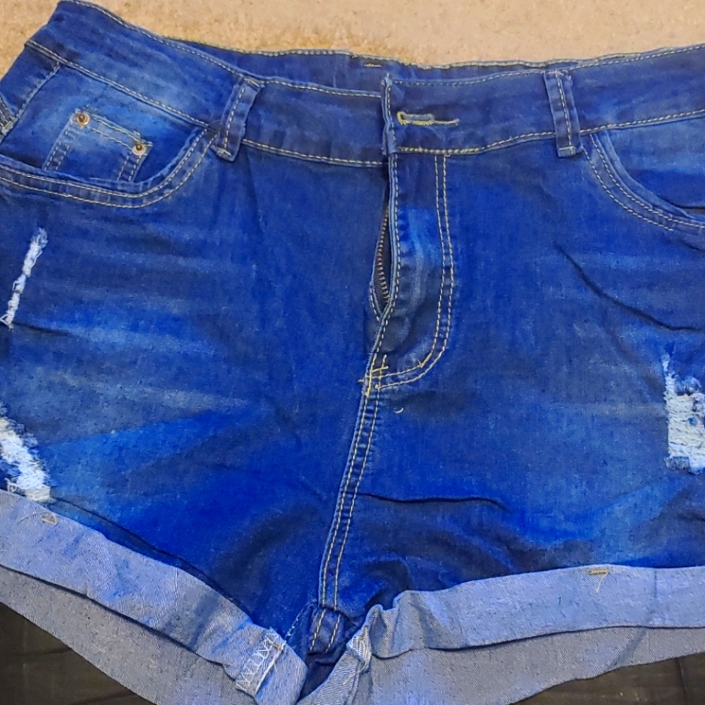 (TWO PAIRS) Daisy Duke Shorts